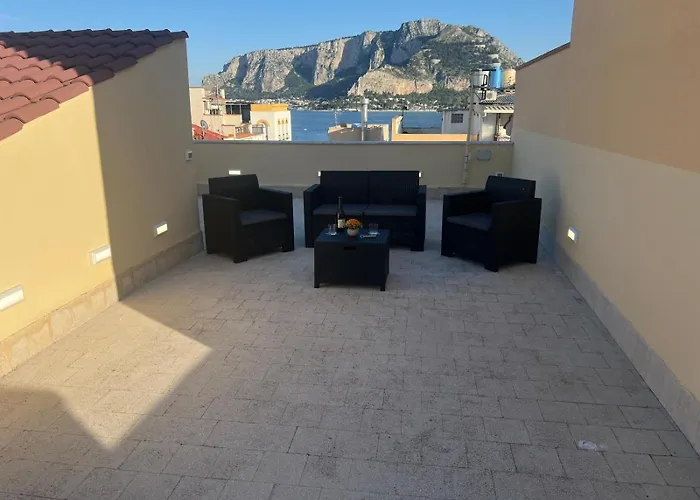 Gfl - Vista Mare Appartamento Mondello